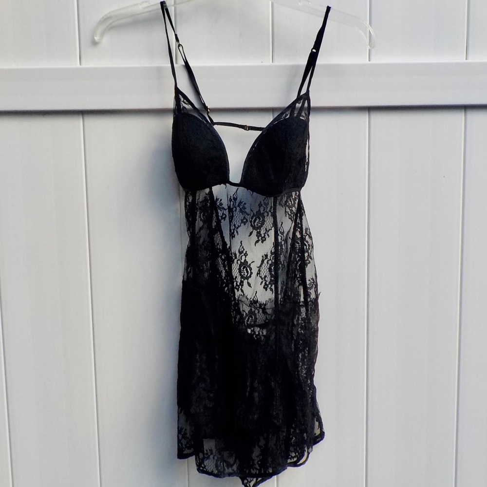 Victoria's Secret "Very Sexy" Black Lace Babydoll Lingerie Size M